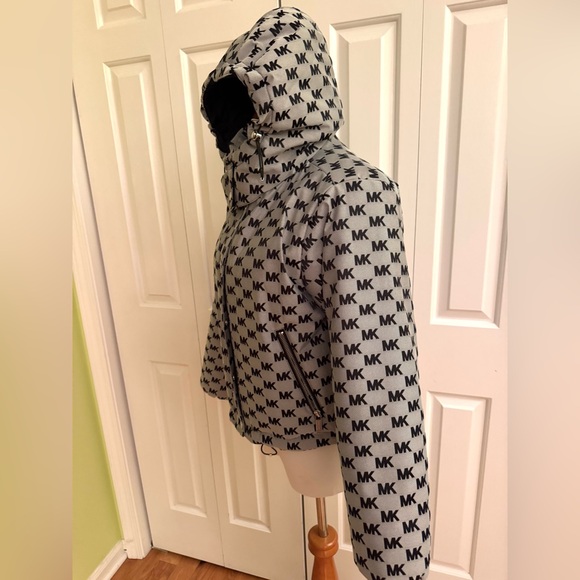 MICHAEL KORS Women Gray LogoJacquard Hooded Puffer Jacket XS NWT $395 - Picture 5 of 13